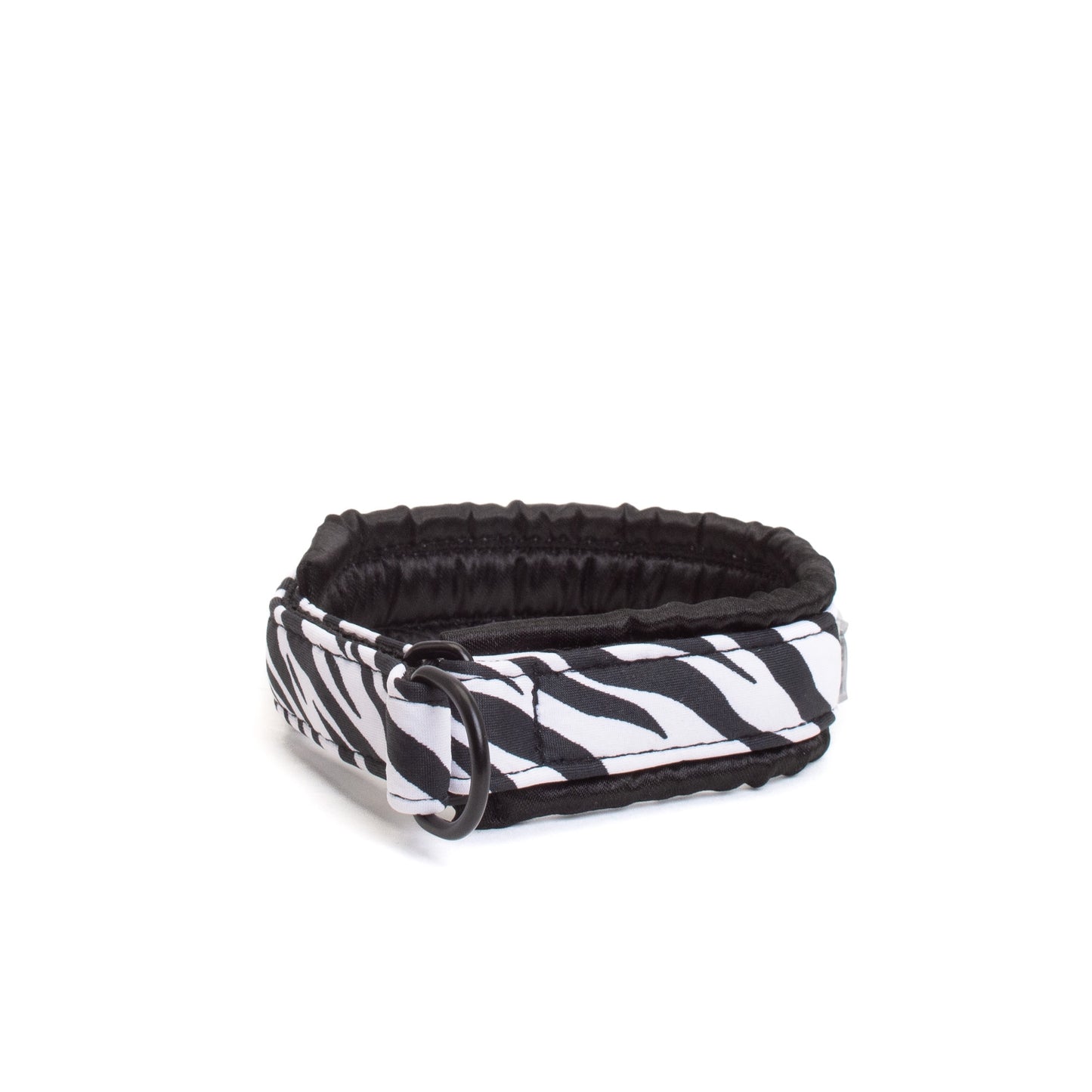 Fluffy Martingale Collar Zebra
