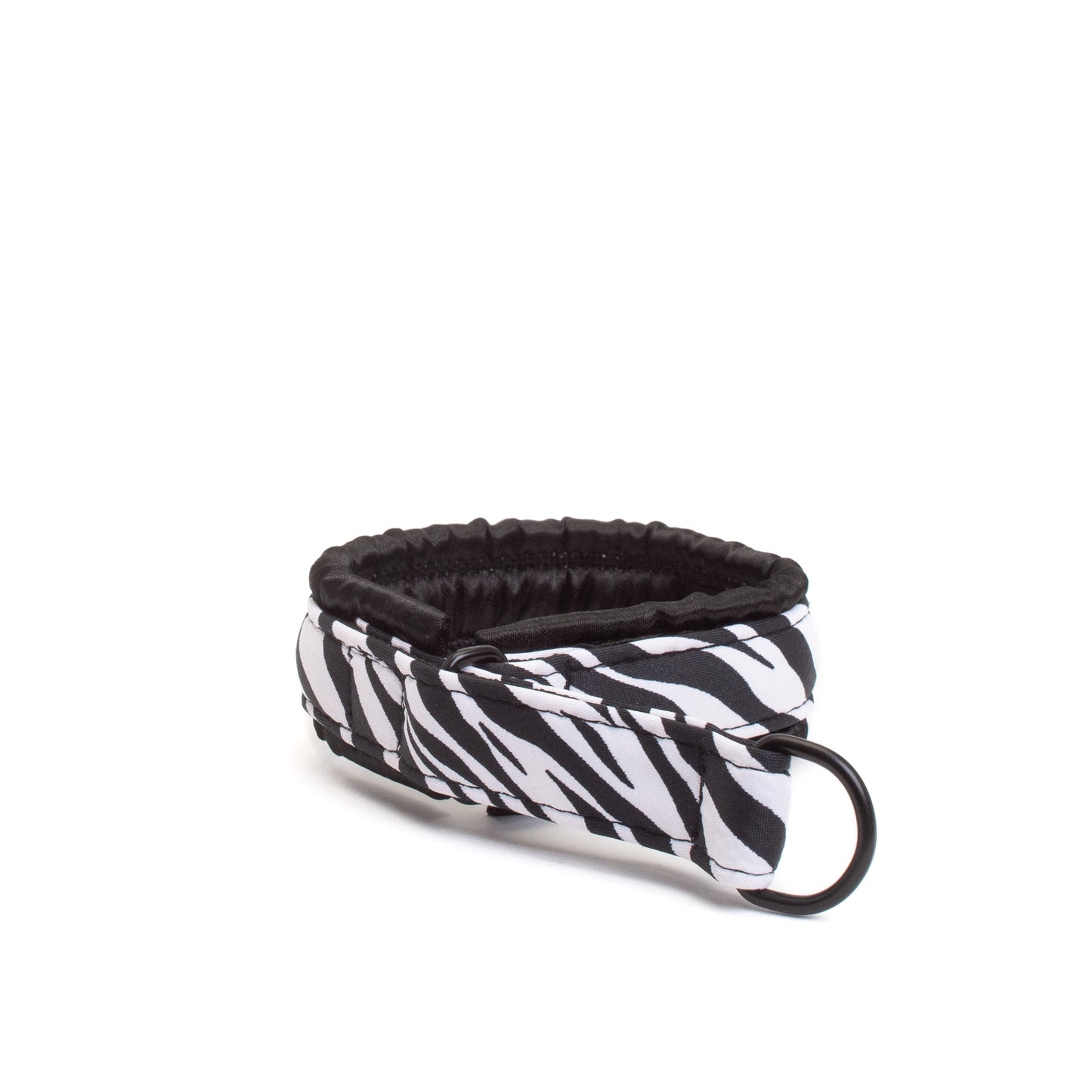 Fluffy Martingale Collar Zebra