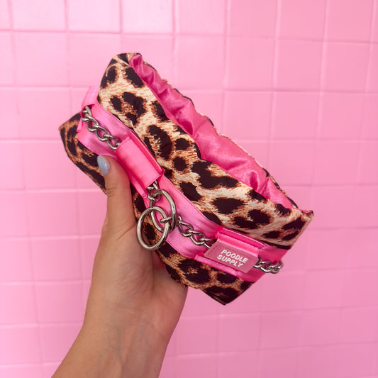 Fluffy Chain Collar Leopard with Pink Full Satin
