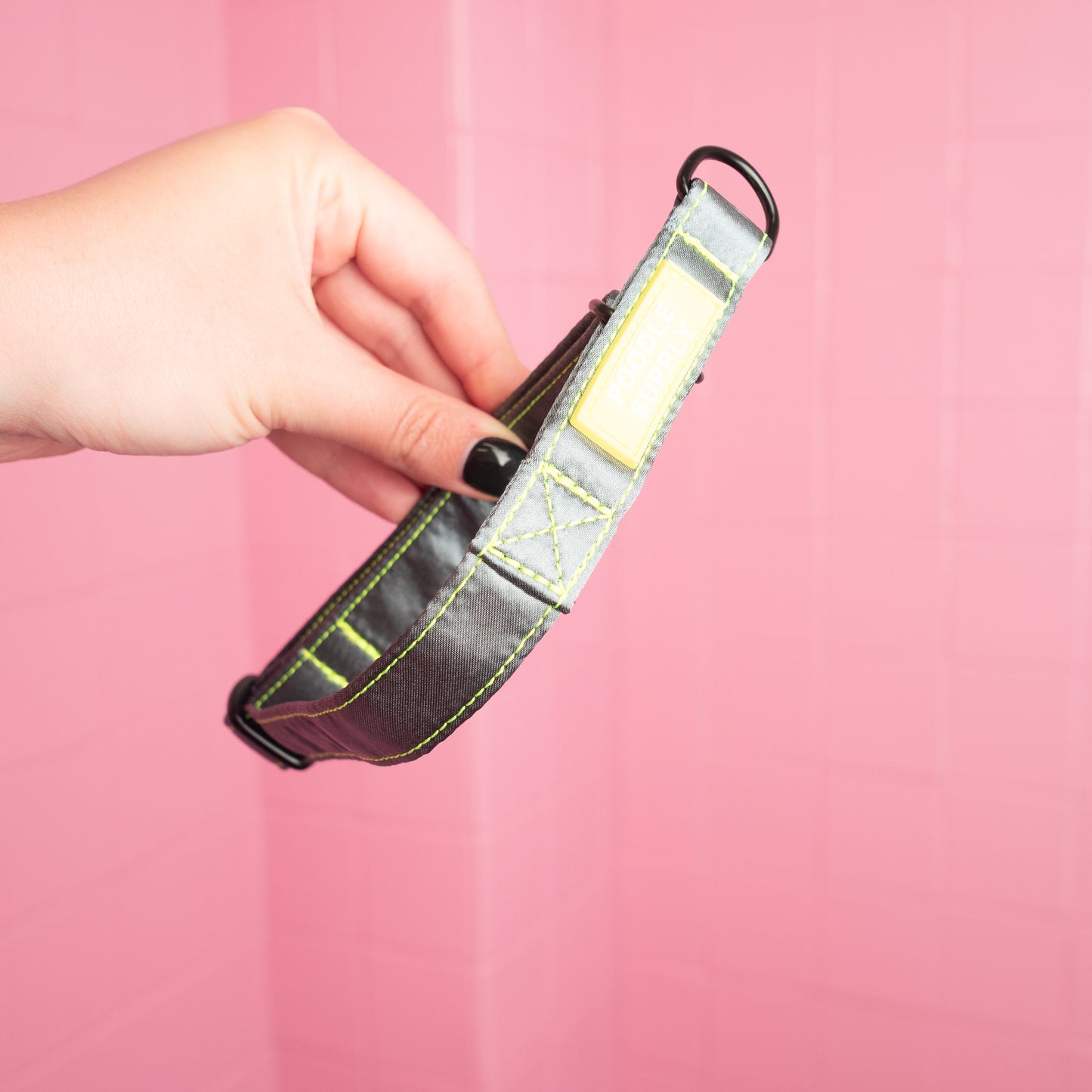 Martingale Collar Candy Satin - Zesty Licorice