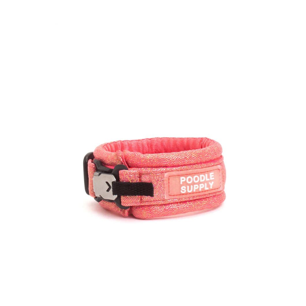 Extra Small Fluffy Magnetic Collar Glossy Pink