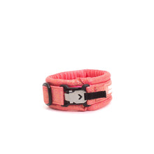 Load image into Gallery viewer, Extra Small Fluffy Magnetic Collar Glossy Pink
