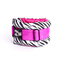 Načíst obrázek do prohlížeče Galerie, Standard Fluffy Magnetic Collar Hot Zebra
