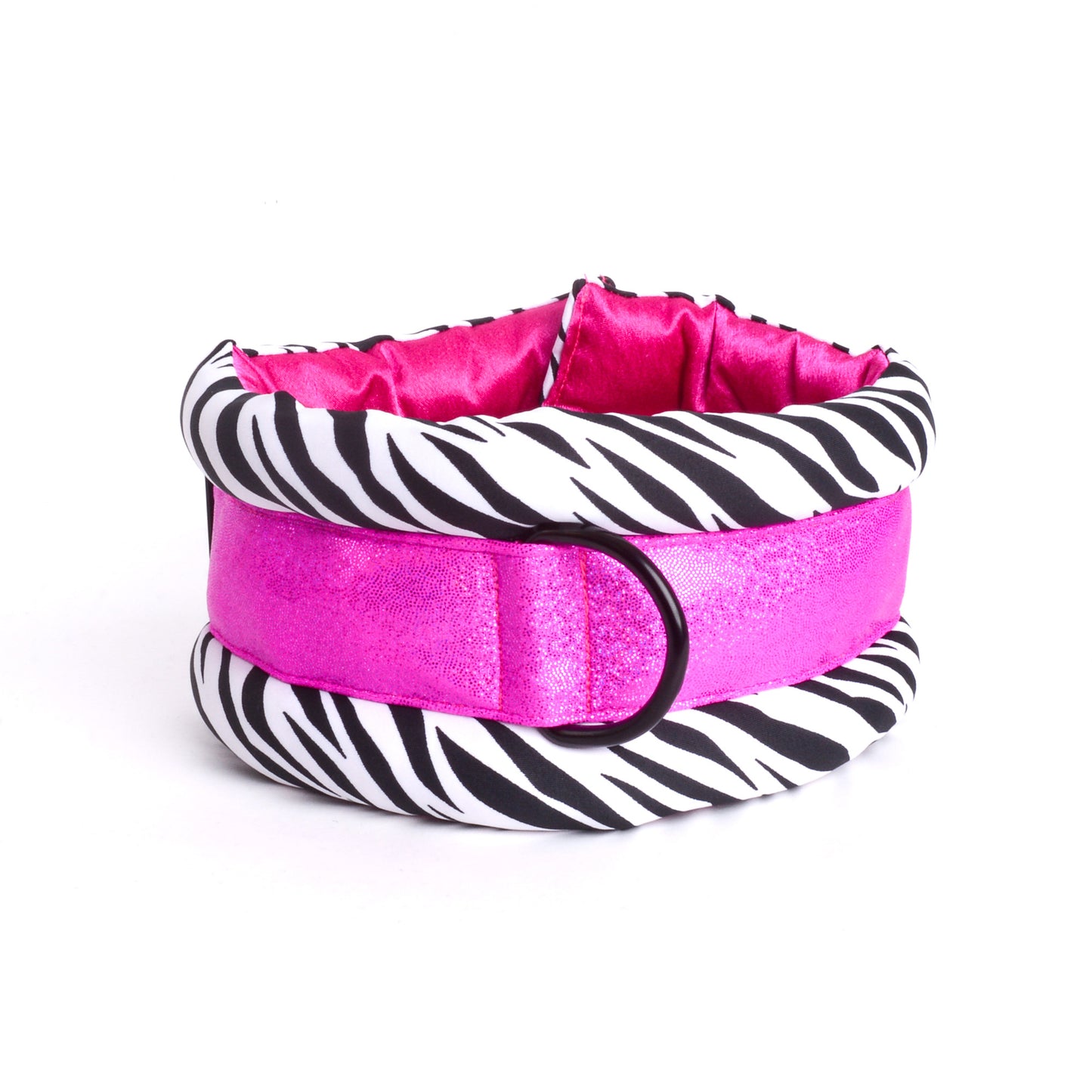 Standard Fluffy Magnetic Collar Hot Zebra