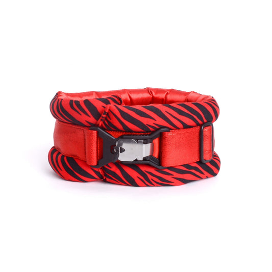 Toy / Miniature / Medium Fluffy Magnetic Collar Candy Zebra