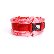 Load image into Gallery viewer, Toy / Miniature / Medium Fluffy Magnetic Collar  Scarlet Snake
