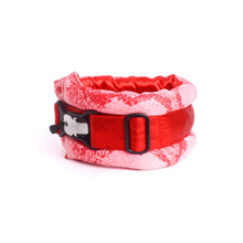 Načíst obrázek do prohlížeče Galerie, Toy / Miniature / Medium Fluffy Magnetic Collar  Scarlet Snake
