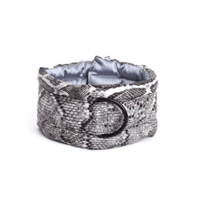 Načíst obrázek do prohlížeče Galerie, Standard Fluffy Magnetic Collar Eco Leather Serpent
