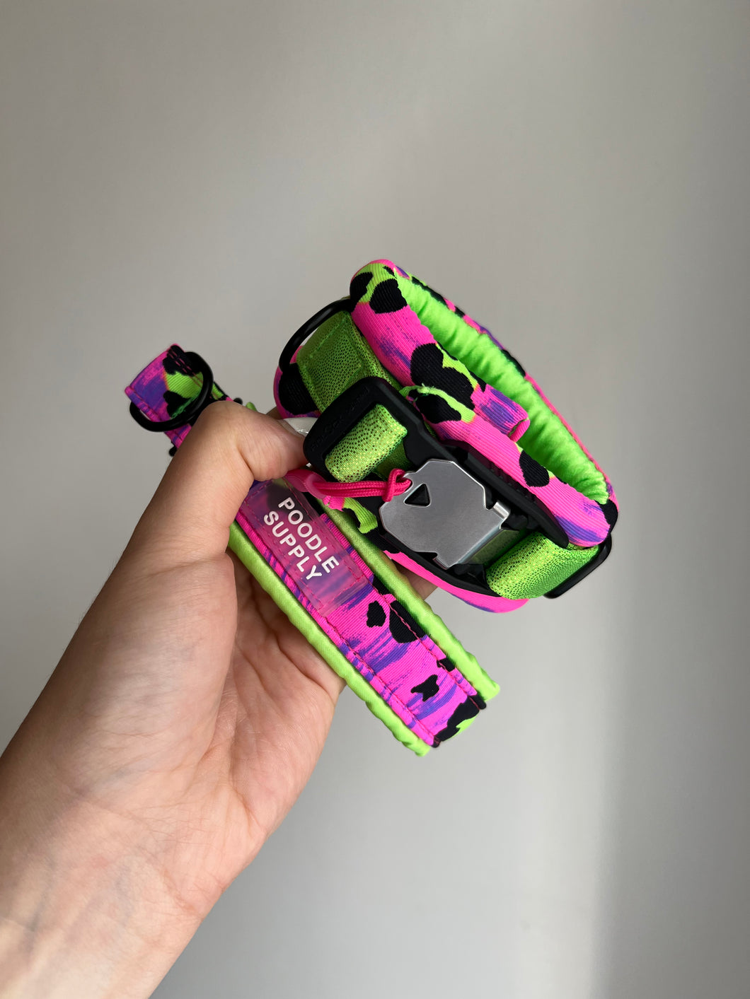 Toy / Miniature / Medium Fluffy Magnetic Collar  Lime Cheetah