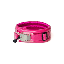 Načíst obrázek do prohlížeče Galerie, Standard Compact Magnetic Collar Eco Leather Malibu Stacy
