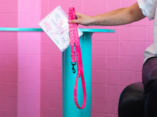 Načíst obrázek do prohlížeče Galerie, Poodle Mania Adjustable Leash Pink + Pouch Bag with Sticker Set
