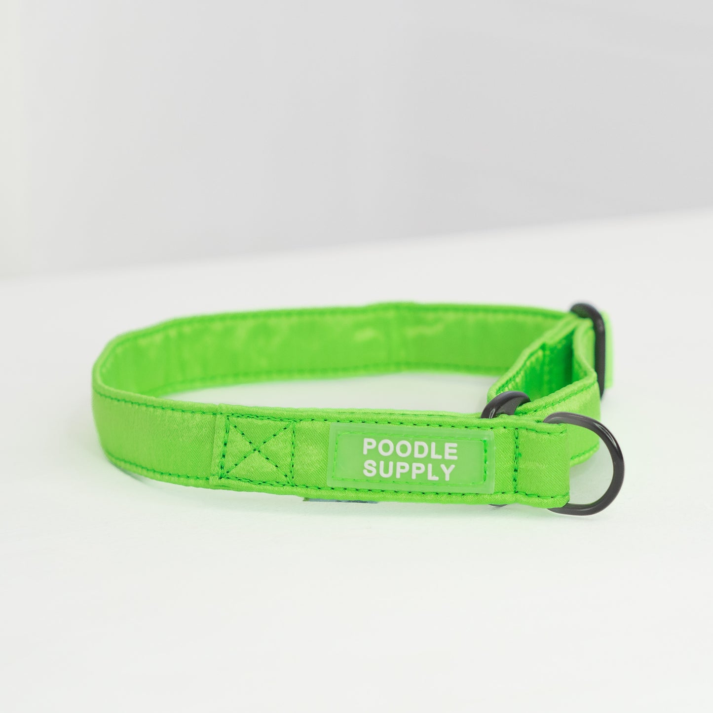 Martingale Collar Candy Satin - Sour Apple - 2cm