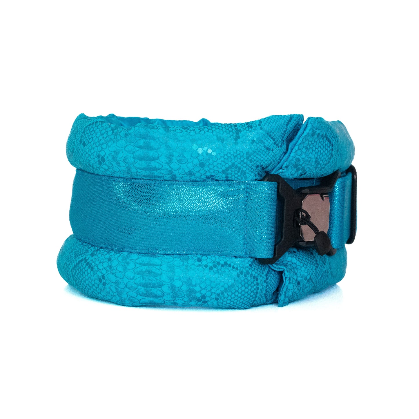 Standard Fluffy Magnetic Collar Arctic Snake