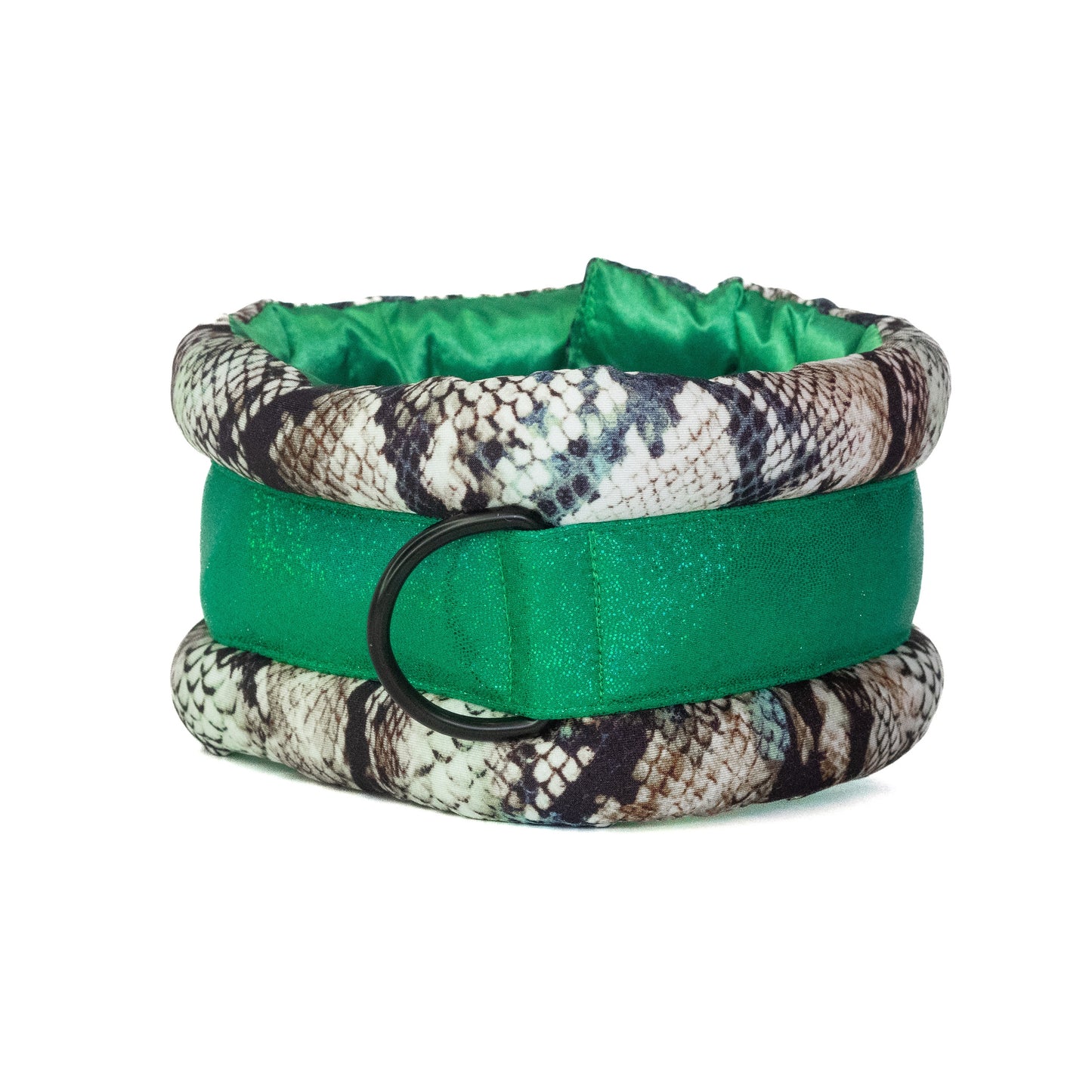 Standard Fluffy Magnetic Collar Emerald Snake