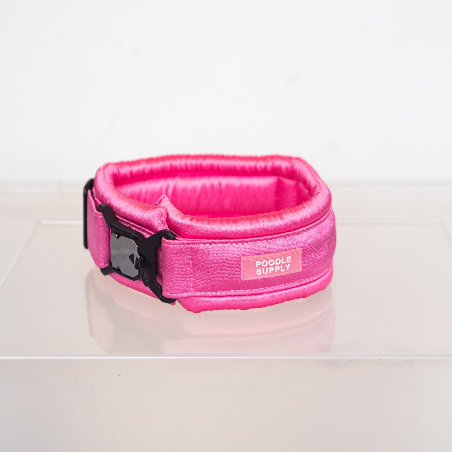 Fluffy Magnetic Collar Full Satin Barbie Pink 36.5-39.5 cm / 8 cm