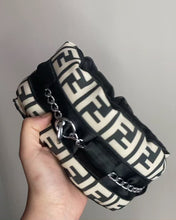 Load and play video in Gallery viewer, Collar Poodle Supply Large Designers collection Poodle Supply x FENDI

