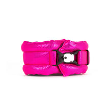 Načíst obrázek do prohlížeče Galerie, Toy / Miniature Fluffy Magnetic Collar Metallic Ultra Neon Pink with Black
