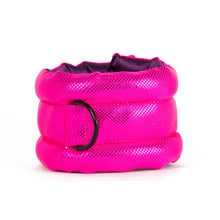 Načíst obrázek do prohlížeče Galerie, Standard Fluffy Magnetic Collar Metallic Ultra Neon Pink with Black
