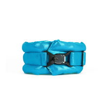 Načíst obrázek do prohlížeče Galerie, Medium Fluffy Magnetic Collar Glossy Turquoise Everything
