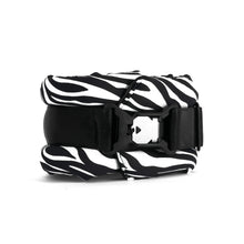 Load image into Gallery viewer, Standard Fluffy Magnetic Collar Black Zebra
