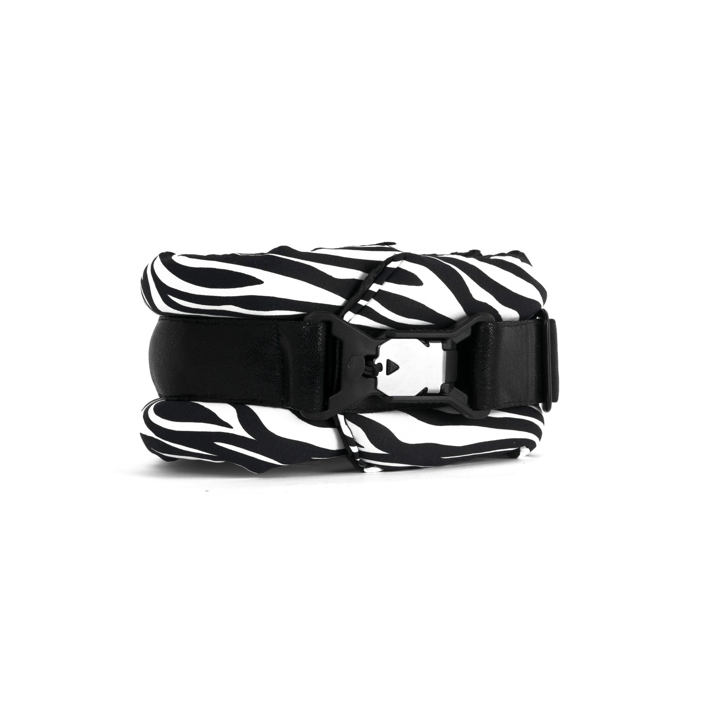 Medium Fluffy Magnetic Collar Black Zebra