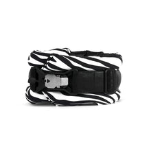 Load image into Gallery viewer, Medium Fluffy Magnetic Collar Black Zebra
