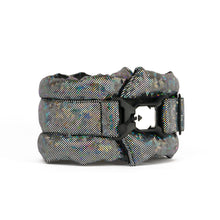 Load image into Gallery viewer, Standard Fluffy Magnetic Collar Holographic Black
