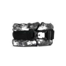 Načíst obrázek do prohlížeče Galerie, Toy / Miniature Fluffy Magnetic Collar Glossy Marble
