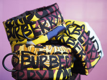 Načíst obrázek do prohlížeče Galerie, Standard Designer Magnetic Collar Burberry
